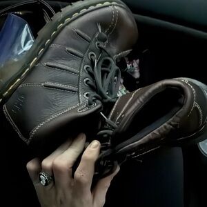 Dr. Martens (”Vintage”)Brown Leather Boots